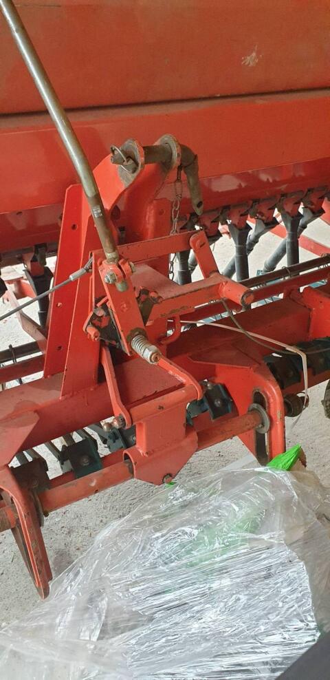 Reform Semo 225 mit Feinsärrad für Grassamen