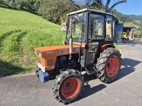 Kubota L245DT