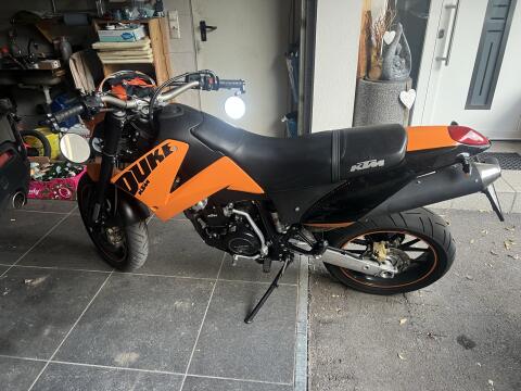 KTM Duke