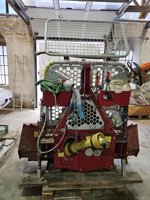 Forstseilwinde EGV 65 AHK (SG) ZS Front & Heck 2.05m