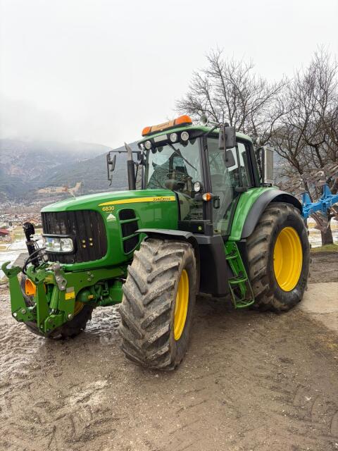 John Deere 6830 Premium.... Top Zustand