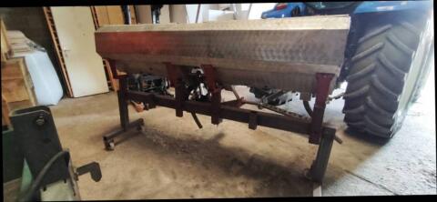 Reihendüngerstreuer, Unterfußdüngung