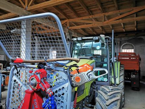 Forstseilwinde EGV 65 AHK (SG) ZS Front & Heck 2.05m