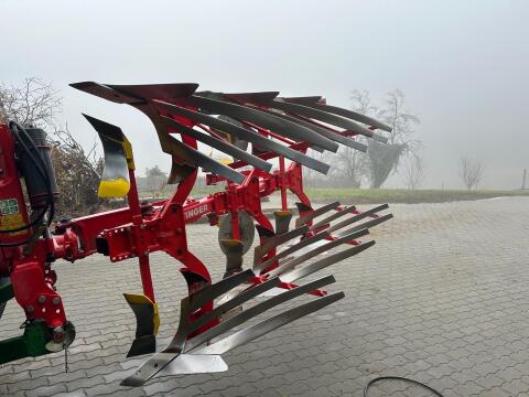 Pöttinger Servo 25 3 Scharpflug