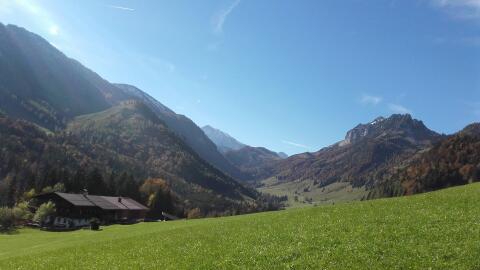 suche Praktikantin für Almausschank