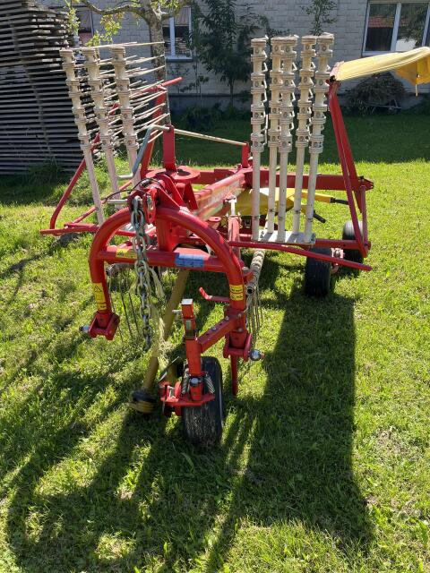 Pöttinger Schwadkreisel EUROTOP 421N