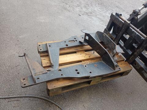 Hydrac Oberrahmen Frontladerkonsole und Schneepflugplatte