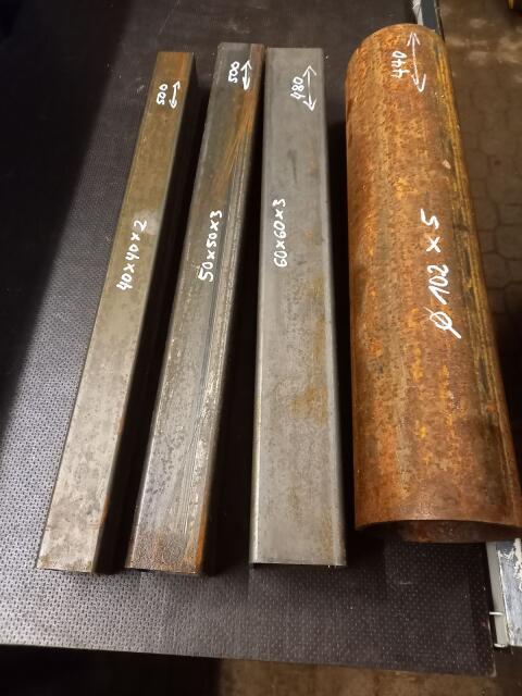 Verschiedene Rohr Reste