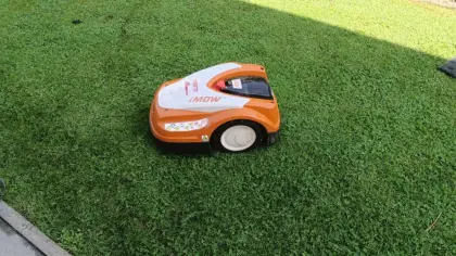 Stihl iMow RMI 422 P Rasenmähroboter
