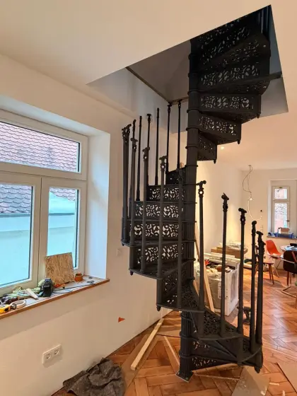 Wendeltreppe aus Gusseisen, Spindeltreppe