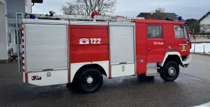Steyr 13S21 Feuerwehr TLF-A 2000 mit Seilwinde