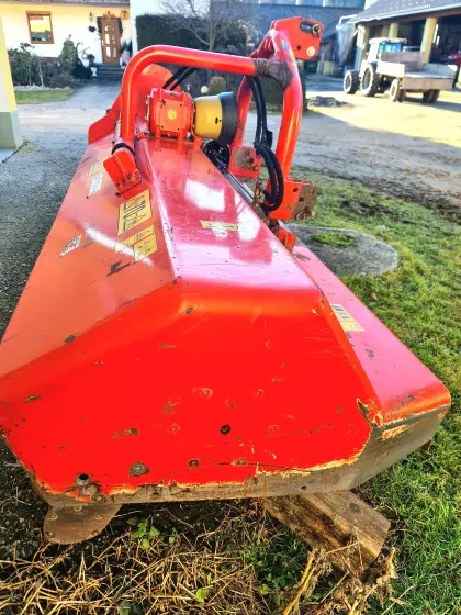 Heckschlägler, Mulcher VP 300 S