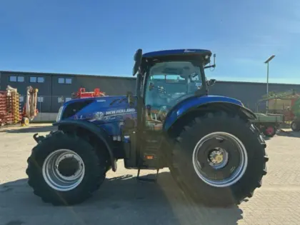 New Holland T7.245 AC AutoCommand TOP