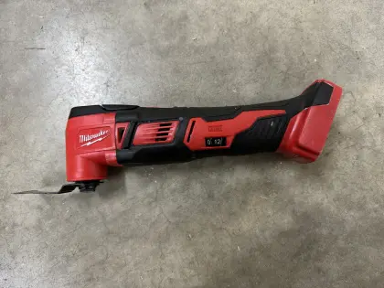 Milwaukee Akku-Multitool M18 BMT