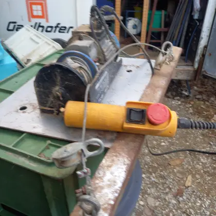 ELEKTRISCHER SEILAUFZUG