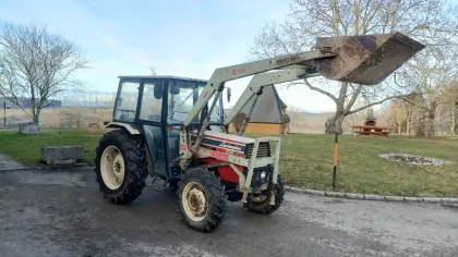 Lamborghini 483 DT mit Frontlader