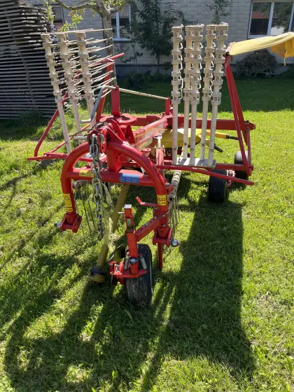 Pöttinger Schwadkreisel EUROTOP 421N