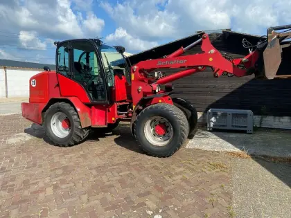 Hoflader Schäffer 9300Z