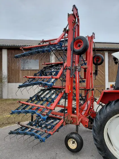 Hatzenbichler  Striegel 12 m