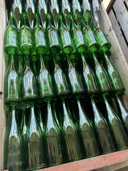 1 Liter Füreder und Rheinwein Flaschen