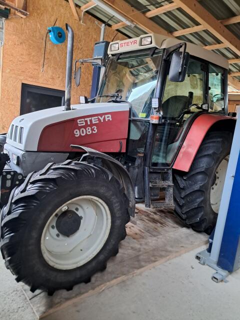 Verkaufe Steyr 9083