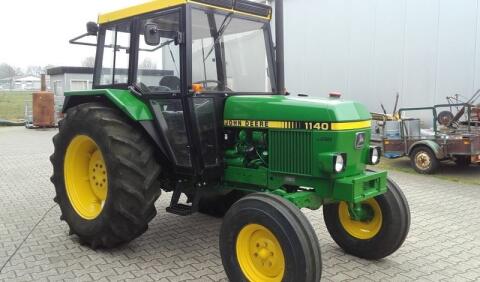 John Deere 1140