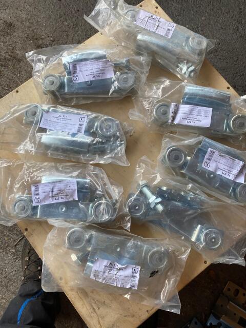 Laufschienen und Beschläge komplett für Schiebetore