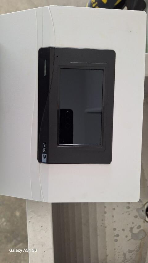 TA UVR 16x2 Universalregelung mit Wandaufbau