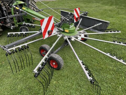 Fendt 456 DN Schwader