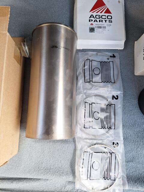 Perkins 6.354.4 Kolbensatz