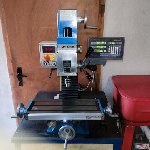 Fräsmaschine, Bohrmaschine HMT-MX25