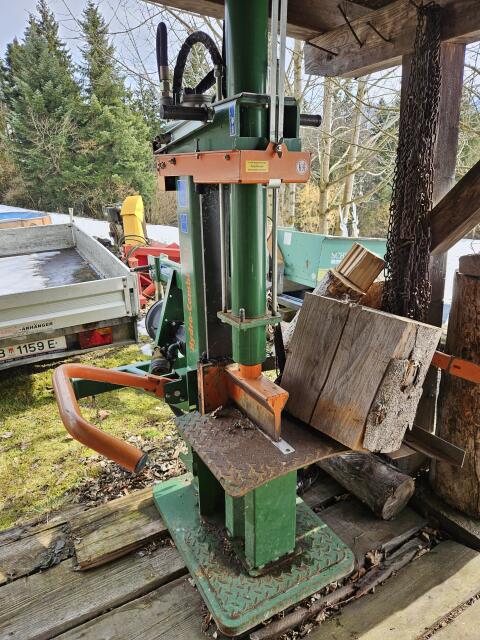 Posch Holzspalter Hydro-Combi 19 t