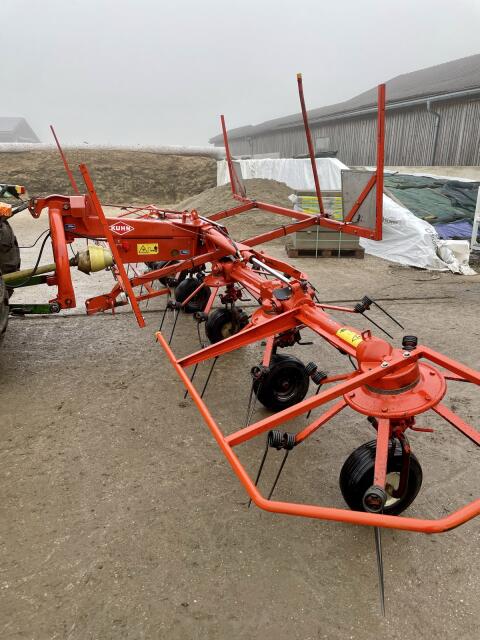 Verkaufe Kuhn GF 6301 MH, Kreiselheuer, Kreiseler
