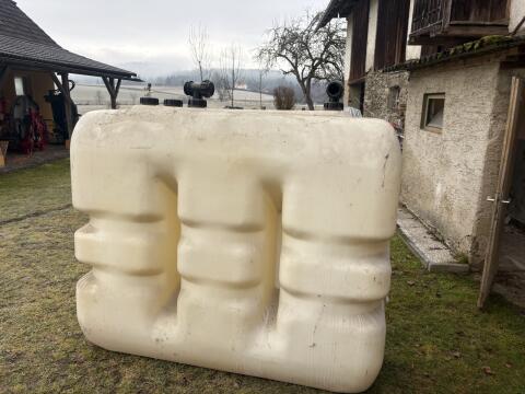 Wassertank, Dieseltank