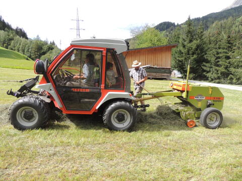 Kleinrundballenpresse Wolagri R500 Super