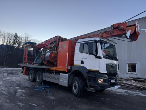 Fast neuer Syncrofalke 3 t Kombi