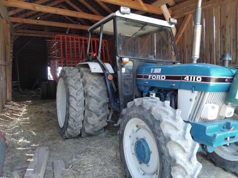 Ford 4110A Traktor