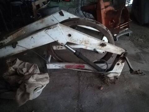 Hauer Frontlader mit Verlängerung