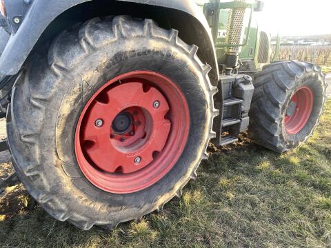 Reifen 540/65R24 600/65R38