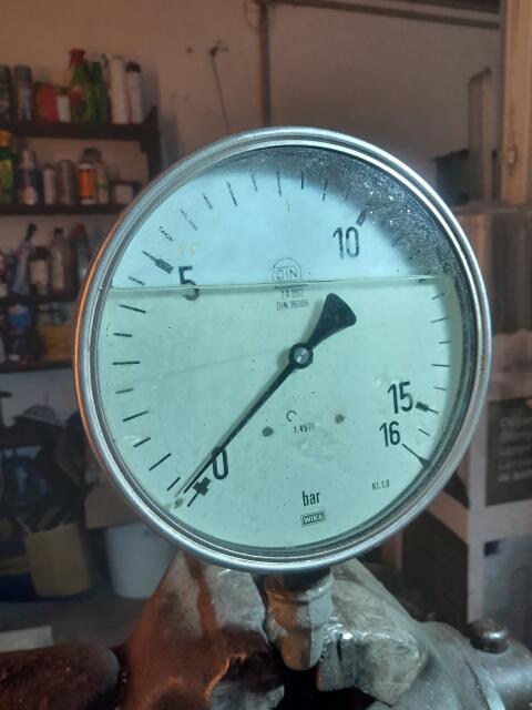 Manometer