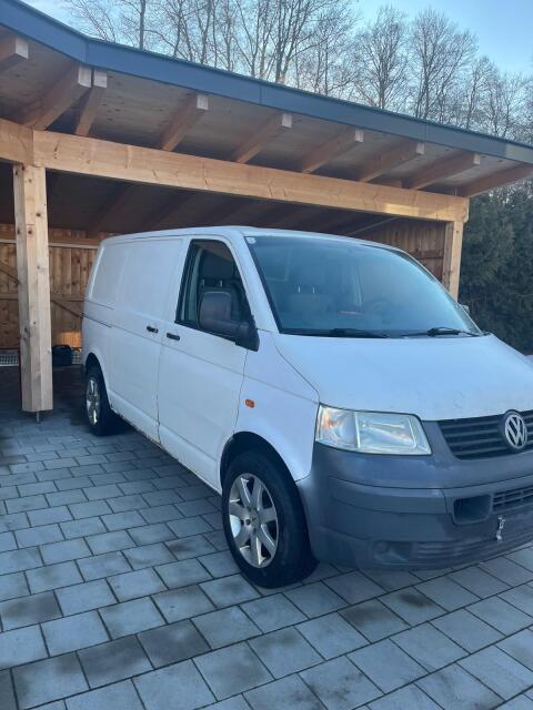 VW T5 Transporter
