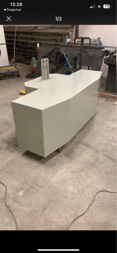 Frontgewicht 1.500kg, 1.600kg, 1.700kg