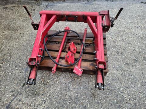 Massey Ferguson Frontlader mit Konsole