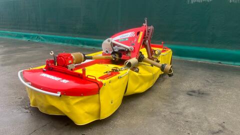 Verkaufe Pöttinger Frontmähwerk Novacat 301 neuwertig