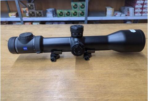 Zeiss Victory V8 2,8-20x56