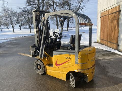 Stapler 2 t Hauslhof