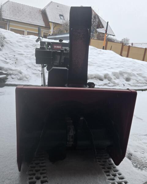 Verkaufe Schneefräse Toro 824XL