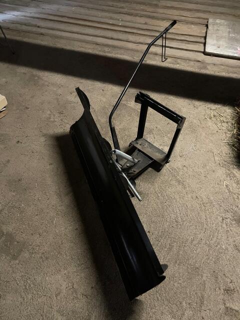Schneepflug für Rasentraktor Jonsered LT 2115 CMA