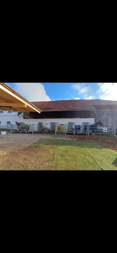 Einstellplatz zu vergeben