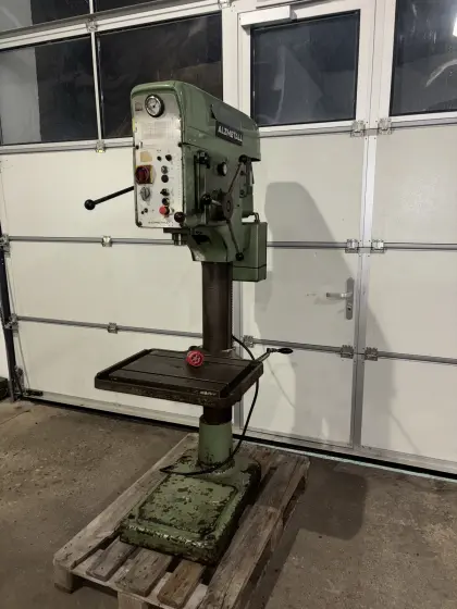Standbohrmaschine Alzmetall AB 3 mit Vorschub